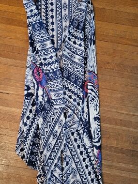 Navy & White Aztec Tiger Print Flowy Sleeveless Top with Pink Accents